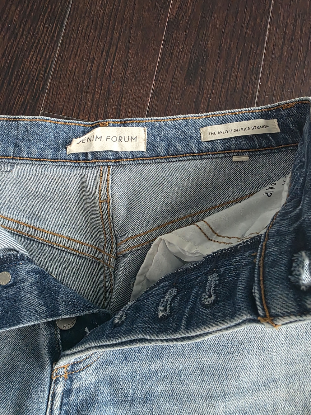 Denim Forum Arlo High Rise Cropped Jeans - Light Blue - Picture 6 of 9